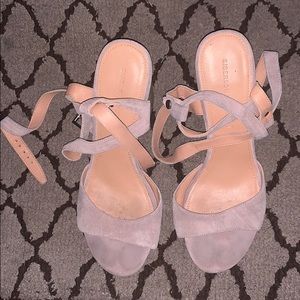 Sigerson Morrison Size 9 strappy heels